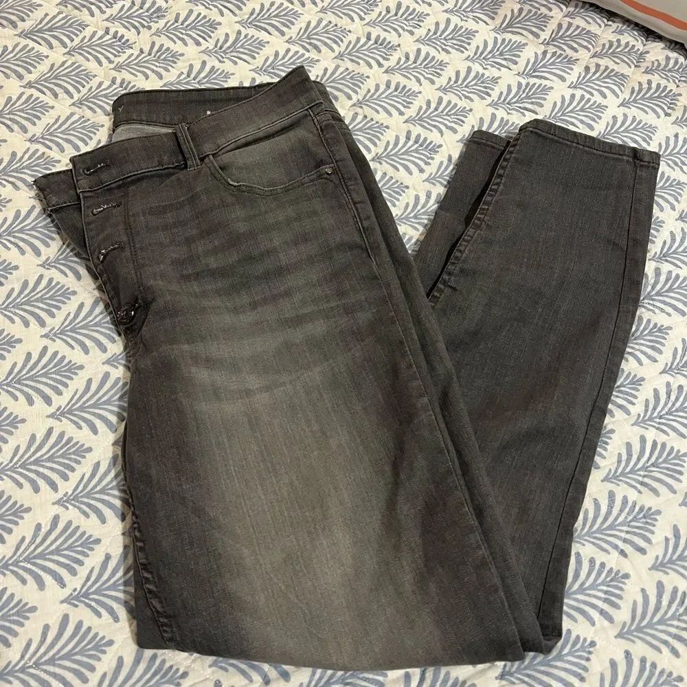 New WHBM Button fly Skinny Ankle Gray Denim jeans size 14 tall long